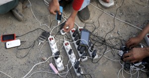 Les smartphones, la bouée de secours des migrants ?